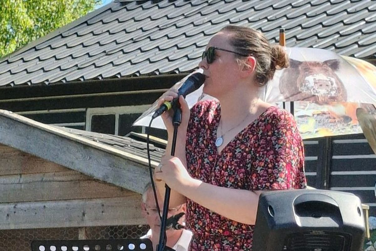 Larissa Aalberts — Zang