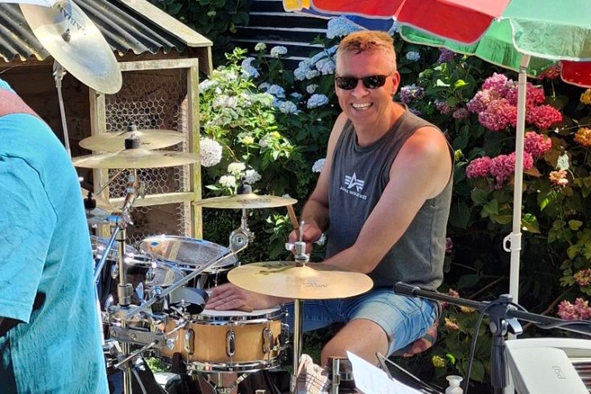 Xander van Marion — Drums